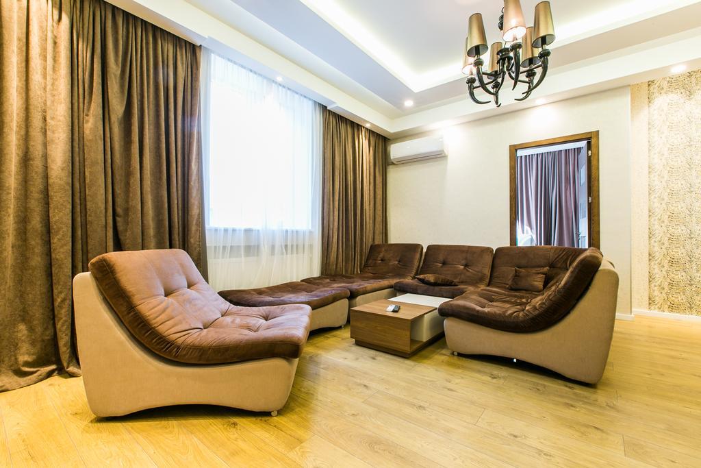 Sweet Home 3 At Freedom Square Tiflis Exterior foto